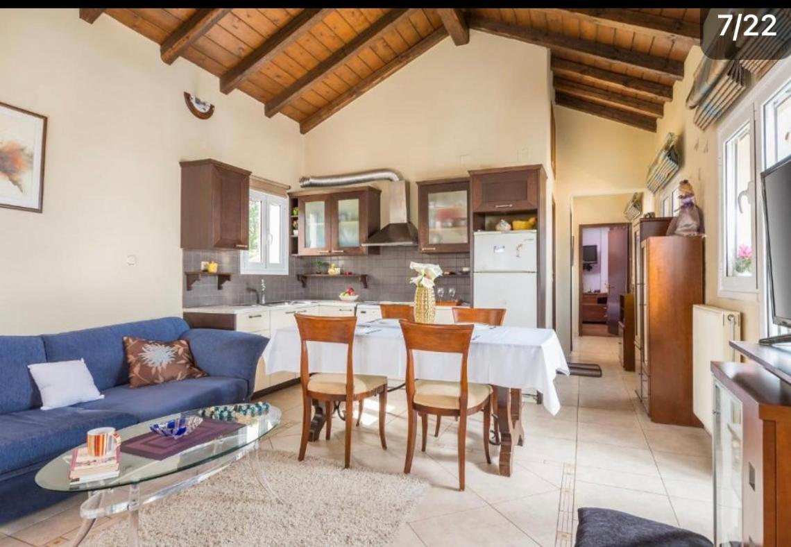 Makis Sea-View Apartment-Corfu Port Mantouki Экстерьер фото
